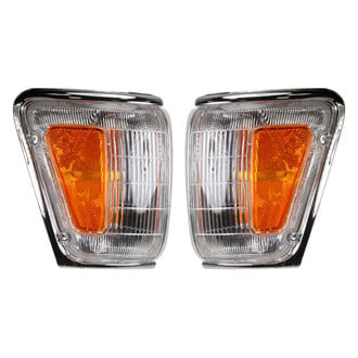 TRQ® - Driver and Passenger Side Replacement Turn Signal/Corner Lights