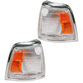 TRQ® - Driver and Passenger Side Replacement Turn Signal/Corner Lights