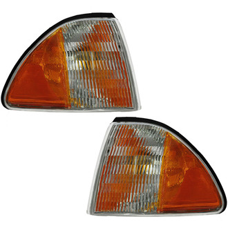 TRQ® - Driver and Passenger Side Replacement Turn Signal/Corner Lights