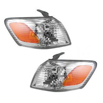 TRQ® - Driver and Passenger Side Replacement Turn Signal/Corner Lights