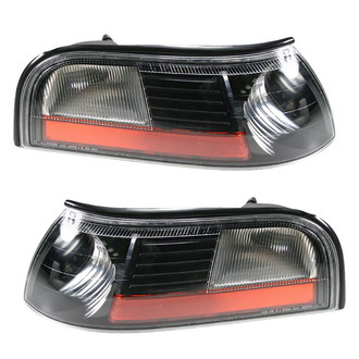 TRQ® - Driver and Passenger Side Replacement Turn Signal/Cornering Lights