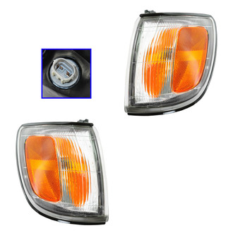 TRQ® - Driver and Passenger Side Replacement Turn Signal/Corner Lights