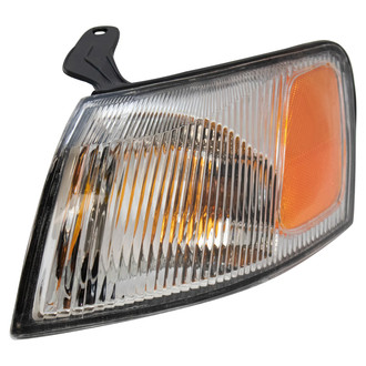 TRQ® - Driver Side Replacement Turn Signal/Corner Light