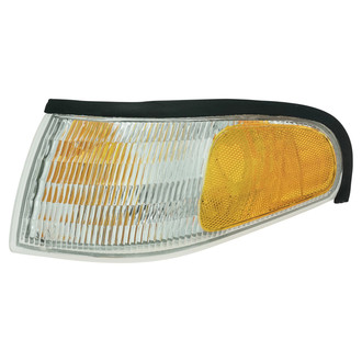 TRQ® - Driver Side Replacement Turn Signal/Corner Light