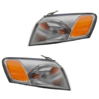 TRQ® - Driver and Passenger Side Replacement Turn Signal/Corner Lights
