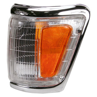 TRQ® - Driver Side Replacement Turn Signal/Corner Light