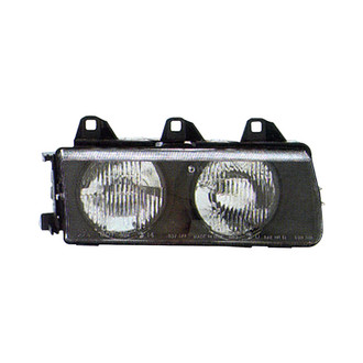 TruParts® - Passenger Side Replacement Headlight (Standard Line)