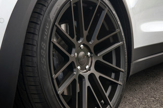 MOSPORT Gloss Black on Tesla Model X