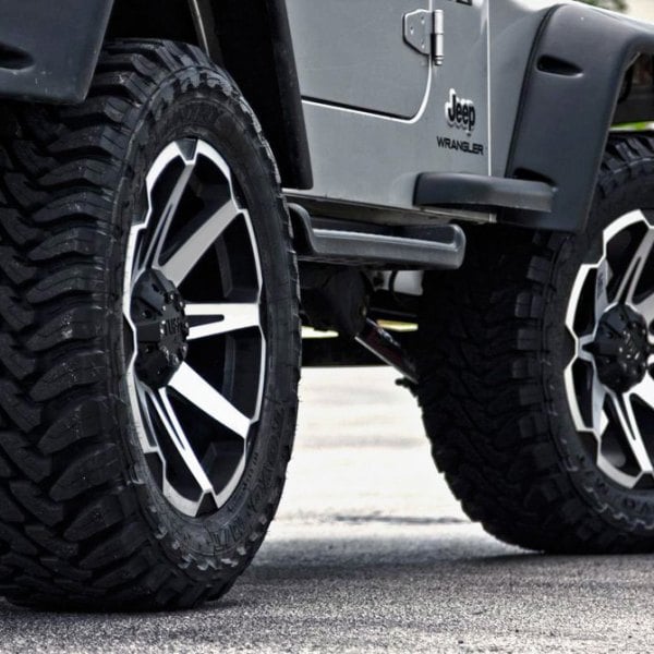 TUFF® - T05 Flat Black with Machined Face on Jeep Wrangler