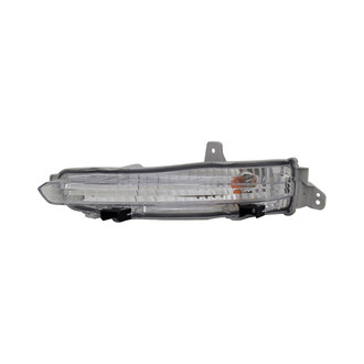 TYC® - Driver Side Replacement Turn Signal Light (CAPA Certified)