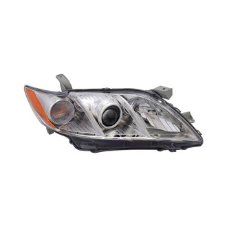 TYC® - Passenger Side Replacement Headlight (Standard Line)