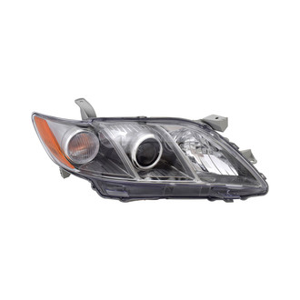 TYC® - Passenger Side Replacement Headlight (Standard Line)