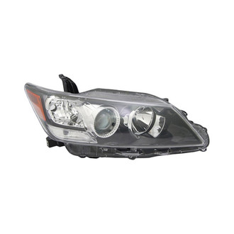 TYC® - Passenger Side Replacement Headlight (CAPA Certified)