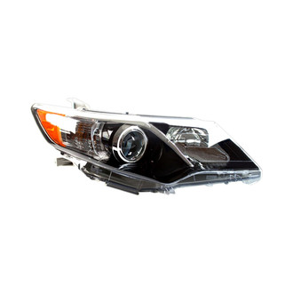 TYC® - Passenger Side Replacement Headlight (CAPA Certified)
