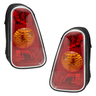 TYC® - Driver and Passenger Side Replacement Tail Lights (Standard Line)