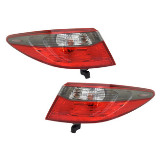 TYC® - Driver and Passenger Side Outer Replacement Tail Lights (Standard Line)