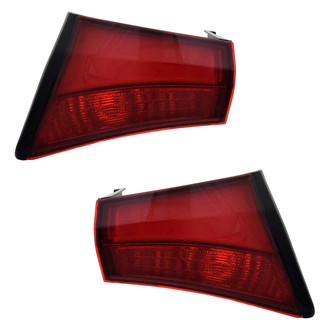 TYC® - Driver and Passenger Side Lower Replacement Tail Lights (Standard Line)