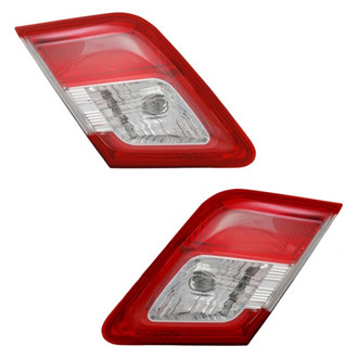 TYC® - Driver and Passenger Side Inner Replacement Tail Lights (Standard Line)