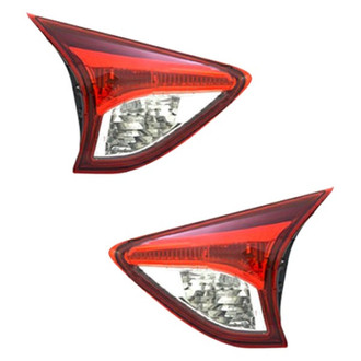 TYC® - Driver and Passenger Side Inner Replacement Tail Lights (Standard Line)