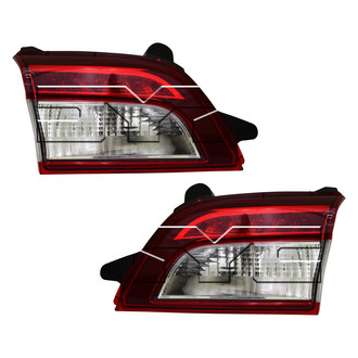 TYC® - Driver and Passenger Side Inner Replacement Tail Lights (Standard Line)