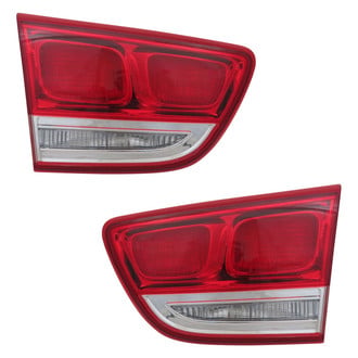 TYC® - Driver and Passenger Side Inner Replacement Tail Lights (Standard Line)