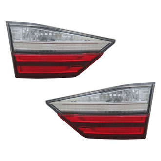 TYC® - Driver and Passenger Side Inner Replacement Tail Lights (Standard Line)