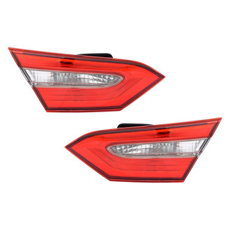 TYC® - Driver and Passenger Side Inner Replacement Tail Lights (Standard Line)