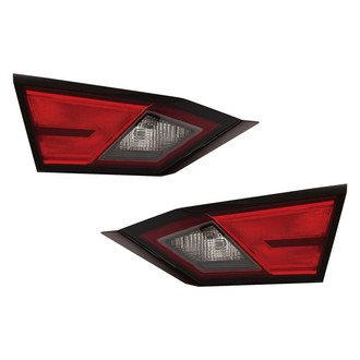 TYC® - Driver and Passenger Side Inner Replacement Tail Lights (Standard Line)