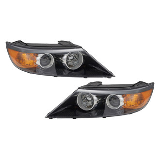TYC® - Driver and Passenger Side Replacement Headlight Set (Standard Line)
