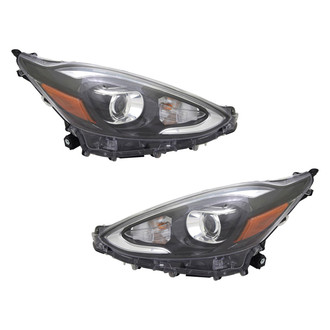 TYC® - Driver and Passenger Side Replacement Headlight Set (Standard Line)