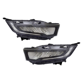 TYC® - Driver and Passenger Side Replacement Headlight Set (Standard Line)