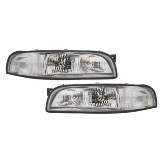 TYC® - Driver and Passenger Side Replacement Headlight Set (Standard Line)
