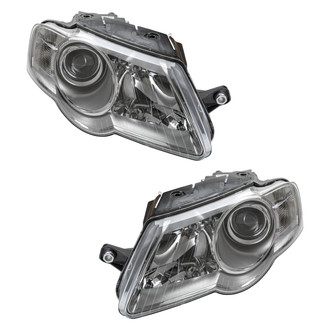 TYC® - Driver and Passenger Side Replacement Headlight Set (Standard Line)