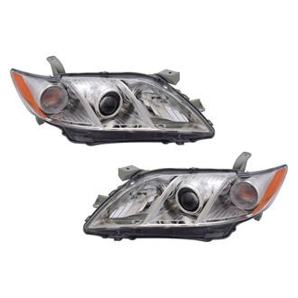 TYC® - Driver and Passenger Side Replacement Headlight Set (Standard Line)