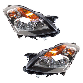 TYC® - Driver and Passenger Side Replacement Headlight Set (Standard Line)