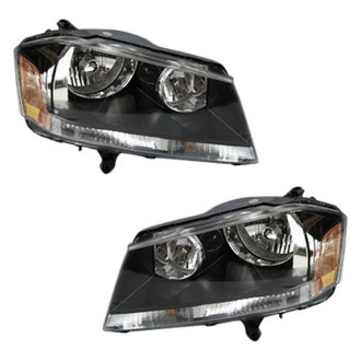 TYC® - Driver and Passenger Side Replacement Headlight Set (Standard Line)