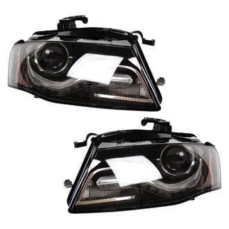 TYC® - Driver and Passenger Side Replacement Headlight Set (Standard Line)