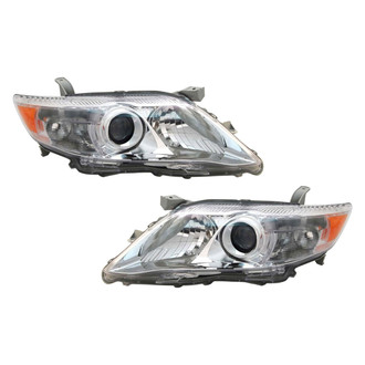 TYC® - Driver and Passenger Side Replacement Headlight Set (Standard Line)