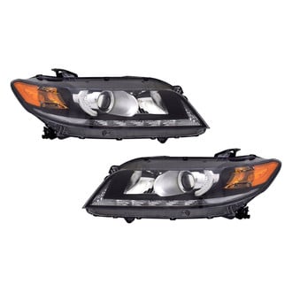 TYC® - Driver and Passenger Side Replacement Headlight Set (Standard Line)