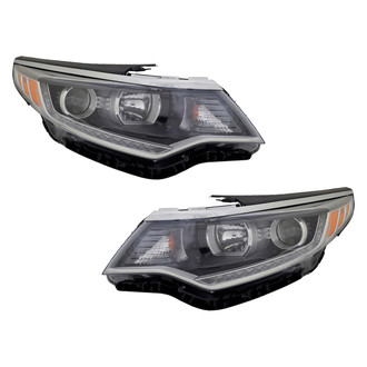 TYC® - Driver and Passenger Side Replacement Headlight Set (Standard Line)