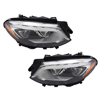 TYC® - Driver and Passenger Side Replacement Headlight Set (Standard Line)