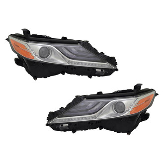 TYC® - Driver and Passenger Side Replacement Headlight Set (Standard Line)