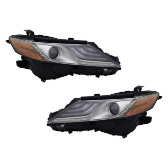 TYC® - Driver and Passenger Side Replacement Headlight Set (Standard Line)