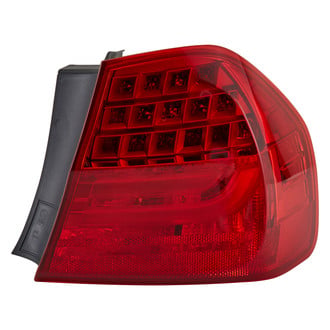 TYC® - Passenger Side Outer Replacement Tail Light (Standard Line)
