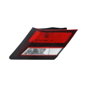 TYC® - Passenger Side Inner Replacement Tail Light (Standard Line)