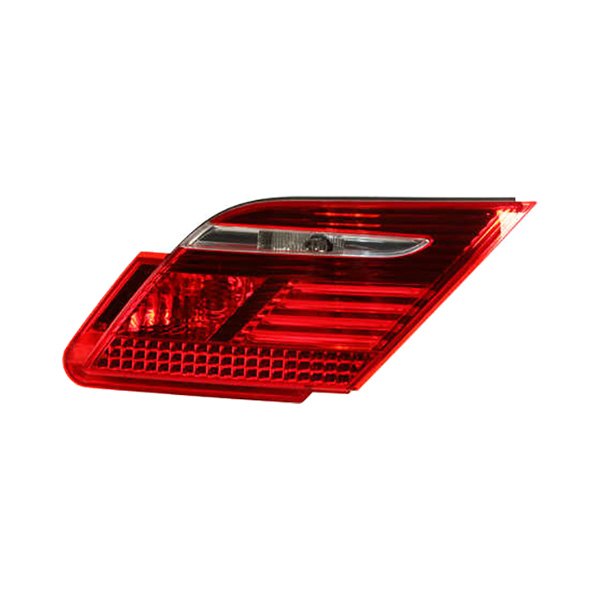 ULO® W01331844541ULO Passenger Side Inner Replacement Tail Light
