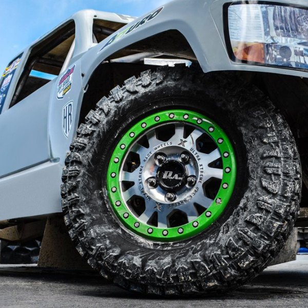 ULTRA® - X101 Forged 101M Machined Green Bead Ring on Dodge Ram