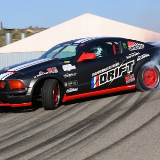 UNIROYAL® - RAINSPORT 3 Tires on Ford Mustang