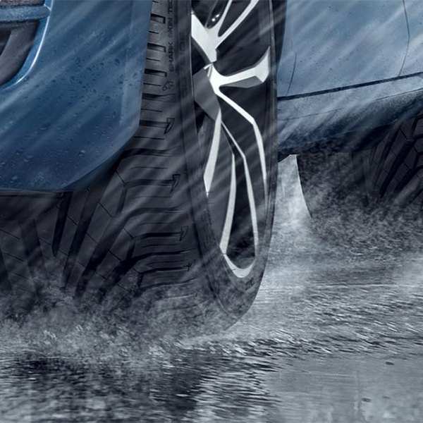 UNIROYAL® - RAINSPORT 3 Tires on Car