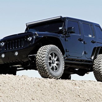 V-ROCK® - CORE Matte Black with Machined Face on Jeep Wrangler